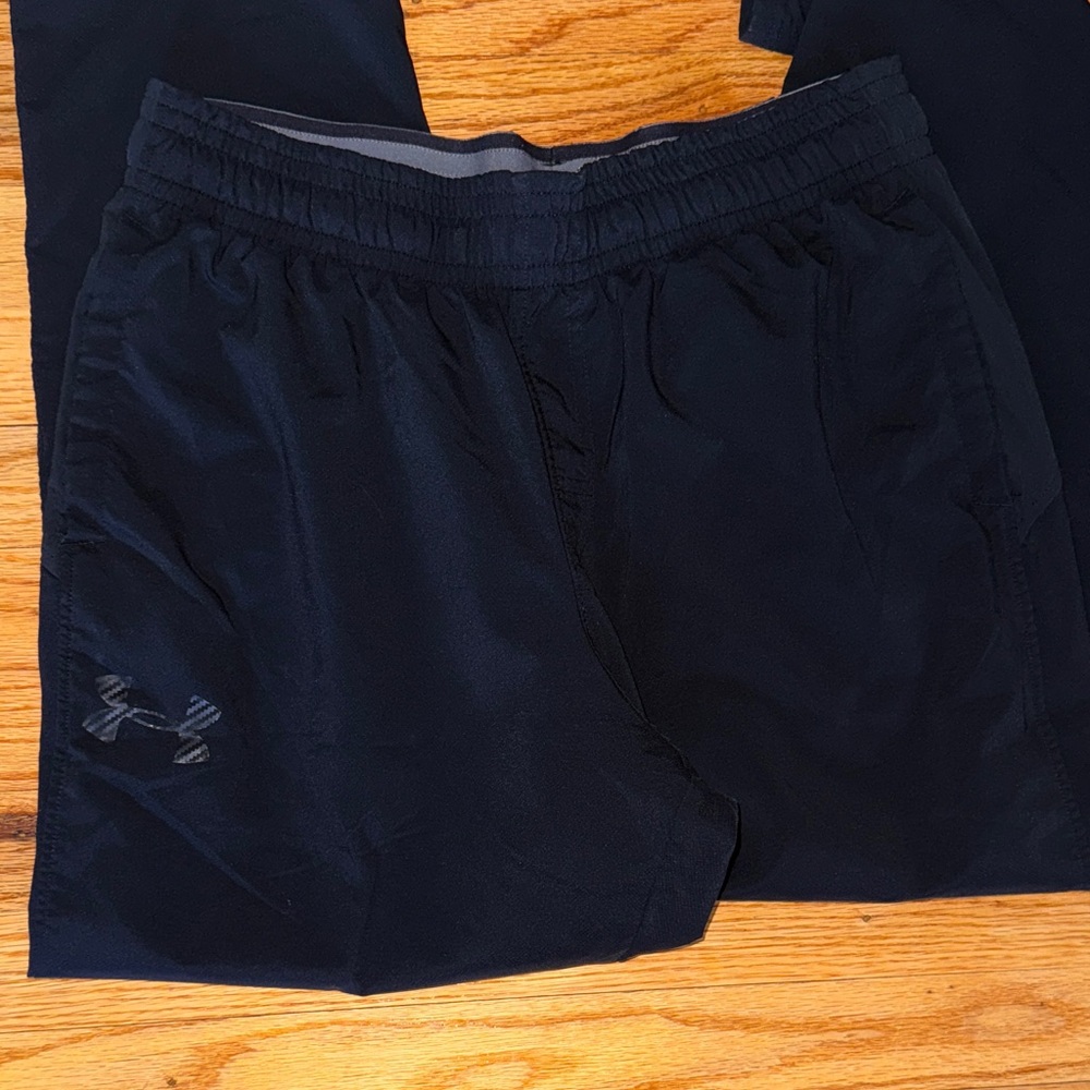 Under Armour black pants
